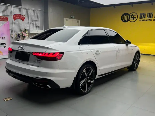 Audi A4L — Фото автомобиля 9