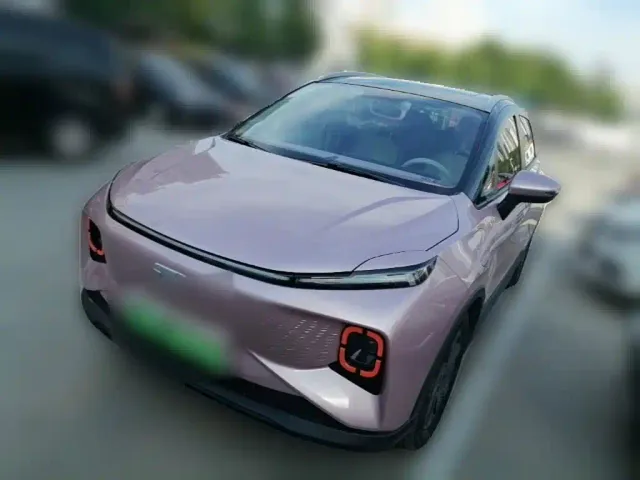 Фотография автомобиля — Geely Geometry E Firefly