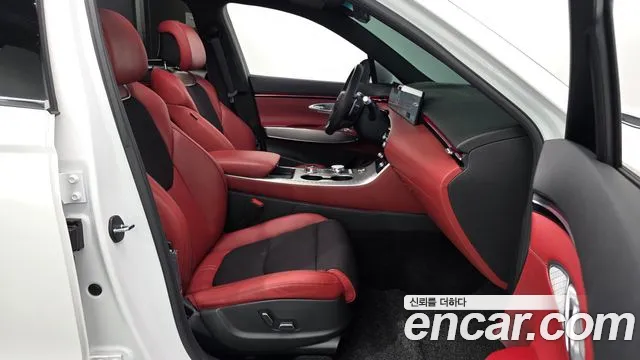Genesis GV70 2.5T Бензин AWD — Фото автомобиля 10
