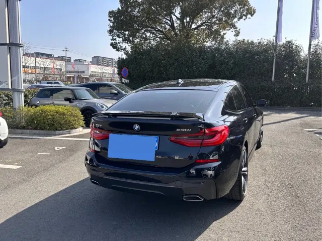 BMW 6 Series Gran Turismo — Фото автомобиля 11