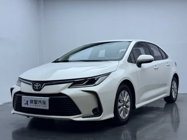 Фотография автомобиля — Toyota Corolla
