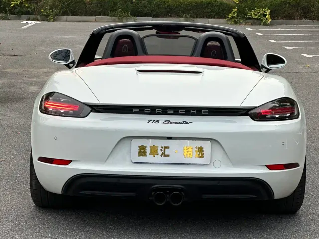 Porsche 718 — Фото автомобиля 5