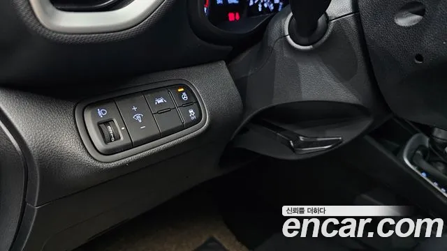 Hyundai Venue Venue 1.6 Modern Plus — Фото автомобиля 17