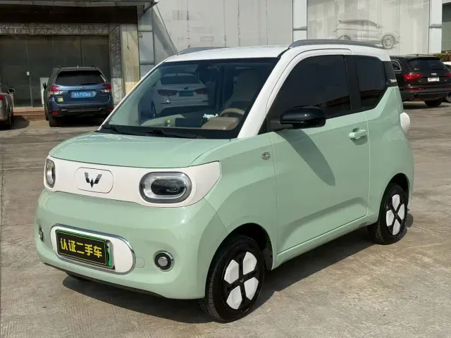 Фотография автомобиля — Wuling Hongguang Mini EV
