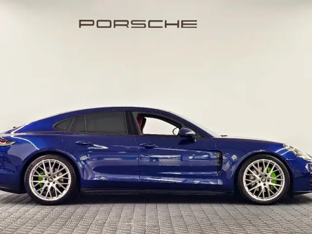 Porsche Panamera — Фото автомобиля 3