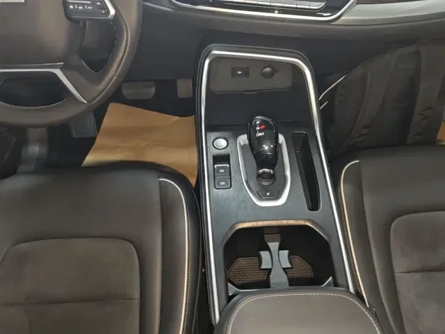 Haval H6 — Фото автомобиля 13
