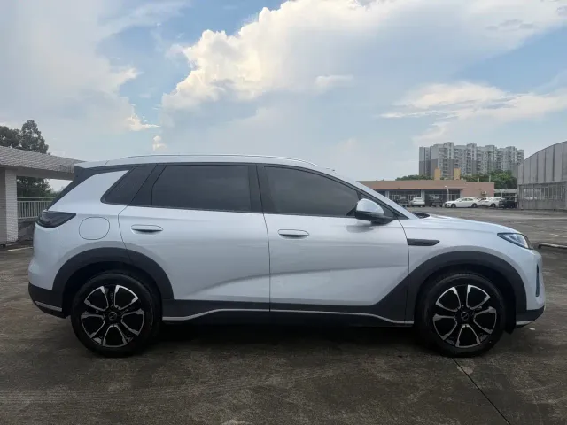 BYD Seal 05 DM-i — Фото автомобиля 4