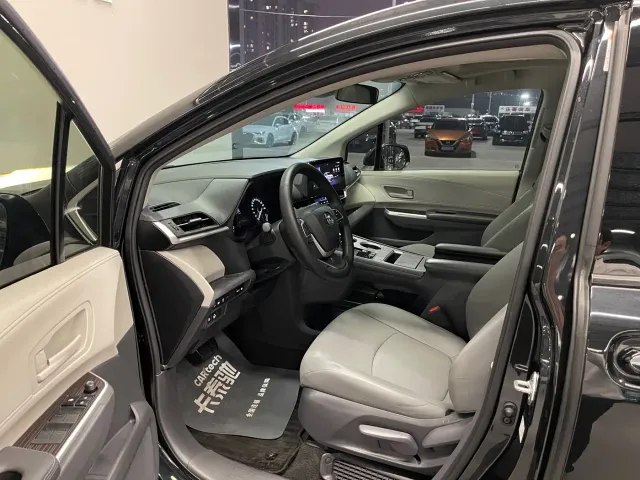 Toyota Granvia — Фото автомобиля 9