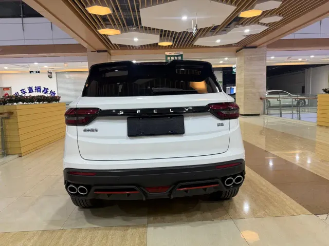Geely Binyue — Фото автомобиля 8