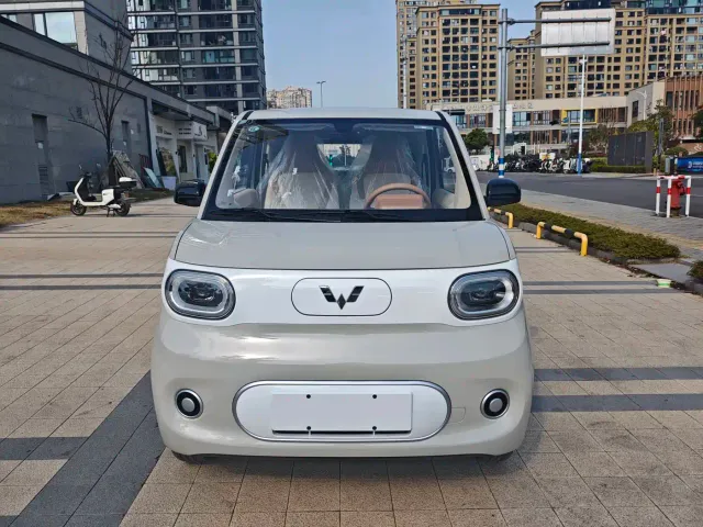 Wuling Hongguang Mini EV — Фото автомобиля 2