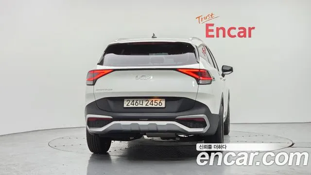 Kia Sportage Sportage 5-е поколение Дизель 2.0 2WD — Фото автомобиля 4