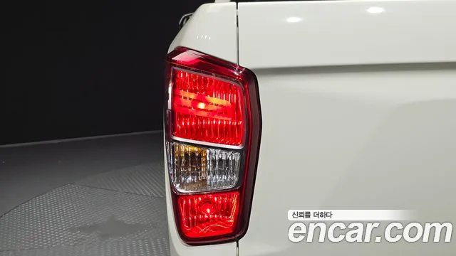 KG_Mobility_Ssangyong Rexton Новый Rexton Sport Khan Дизель 2.2 4WD — Фото автомобиля 18