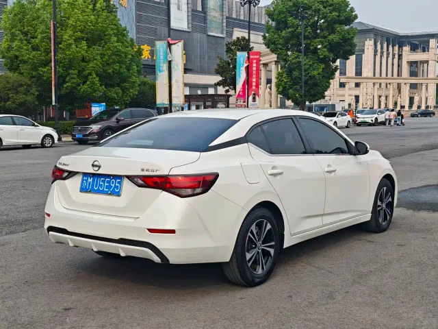 Nissan Sylphy — Фото автомобиля 9