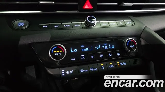 Hyundai AVANTE Avante (CN7) — Фото автомобиля 17