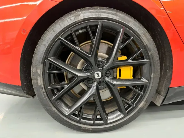 Xiaomi SU7 — Фото автомобиля 14