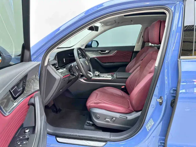 Hongqi HS5 — Фото автомобиля 8