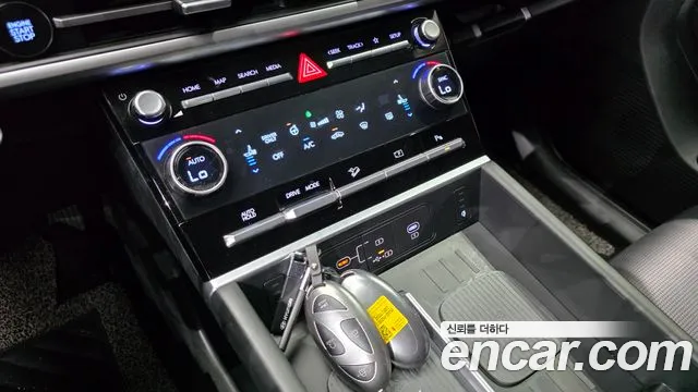 Hyundai Santafe — Фото автомобиля 17