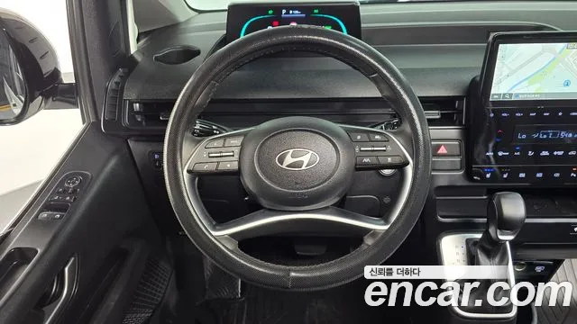 Hyundai Staria Staria — Фото автомобиля 4