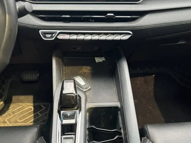 Geely Binrui — Фото автомобиля 18