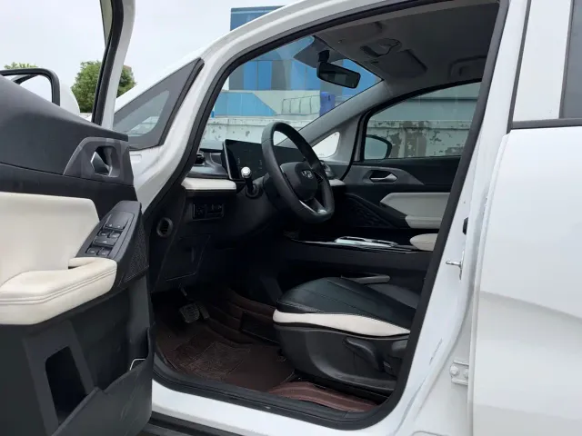Geely Geometry E Firefly — Фото автомобиля 6