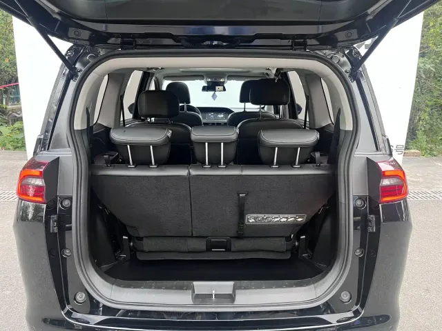 GAC Trumpchi M6 — Фото автомобиля 29