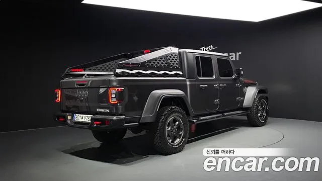 Jeep Gladiator Gladiator (JT) — Фото автомобиля 2
