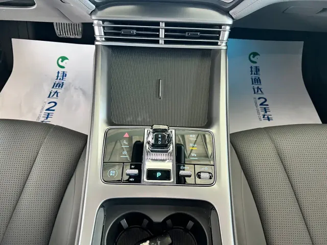 BYD Seal 07 DM-i — Фото автомобиля 21