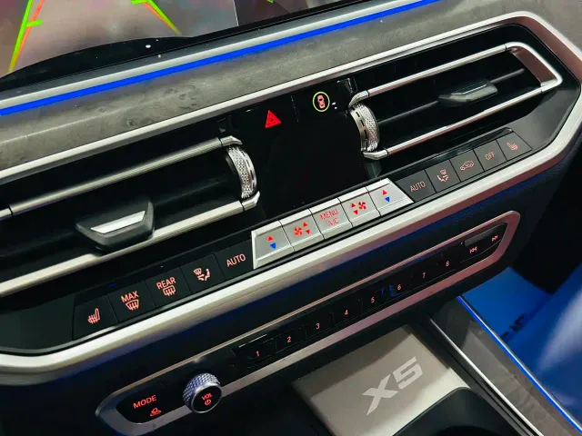 BMW X5 — Фото автомобиля 11