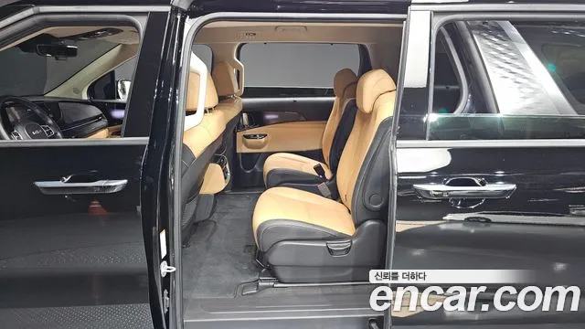Kia Canival Carnival 4 поколение Бензин 9 мест Signature — Фото автомобиля 7