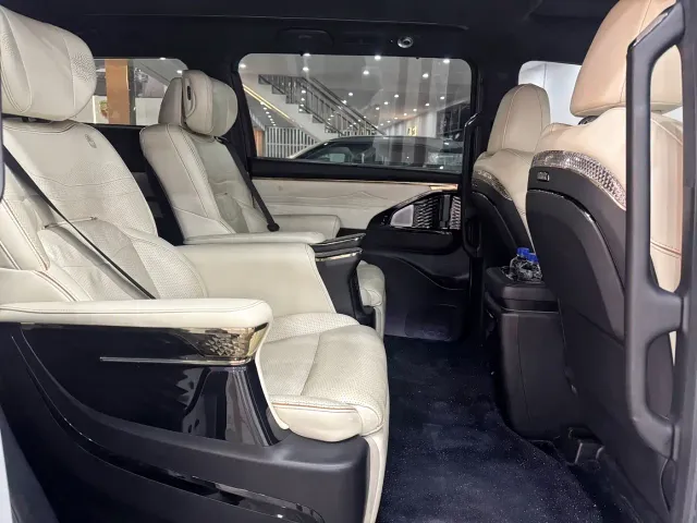 GAC Trumpchi M8 — Фото автомобиля 10