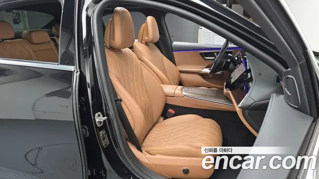 Mercedes-Benz E-Class W214 — Фото автомобиля 16