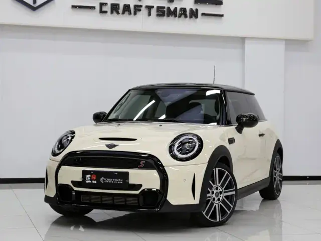 MINI Hatch — Фото автомобиля 2