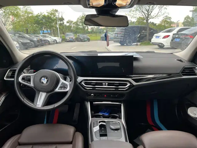 BMW 3 Series — Фото автомобиля 7