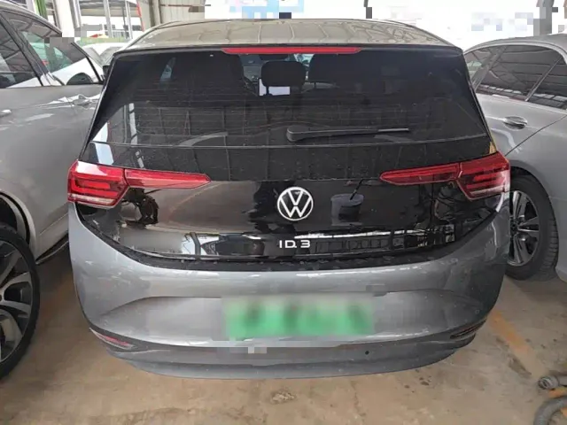 Volkswagen ID.3 — Фото автомобиля 5