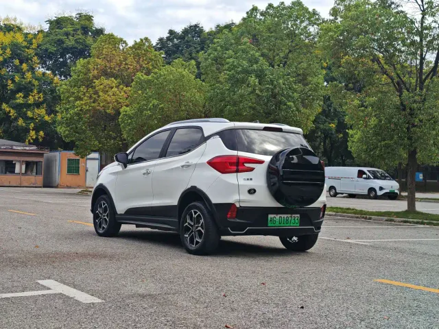 BYD Yuan Pro — Фото автомобиля 7