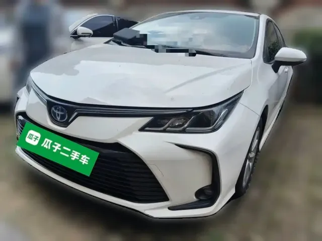 Фотография автомобиля — Toyota Corolla