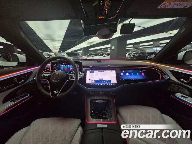 Mercedes-Benz E-Class — Фото автомобиля 7