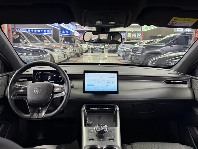 BYD Qin PLUS — Фото автомобиля 9