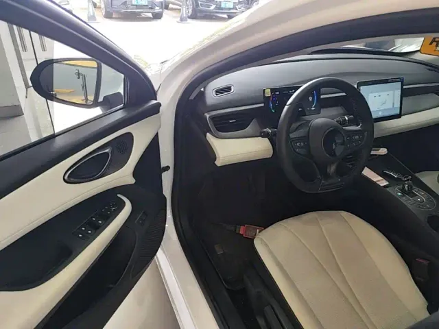 BYD Seal 05 DM-i — Фото автомобиля 15