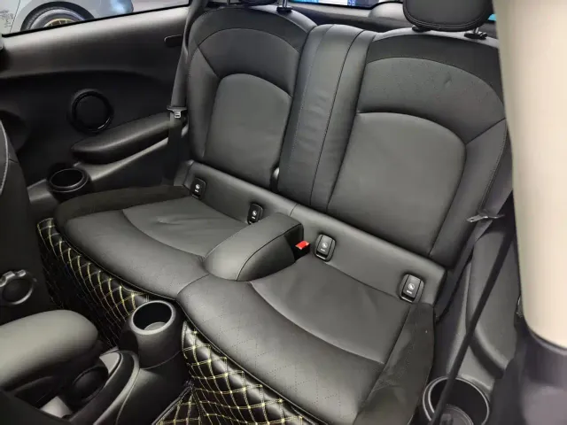 MINI Hatch — Фото автомобиля 9