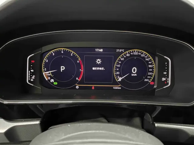 Volkswagen Passat — Фото автомобиля 9