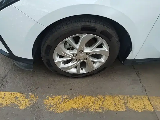 Buick Velite 6 — Фото автомобиля 22