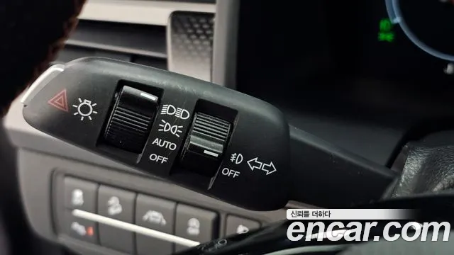 KG_Mobility_Ssangyong Rexton Новый Rexton Sport Khan Дизель 2.2 4WD — Фото автомобиля 30