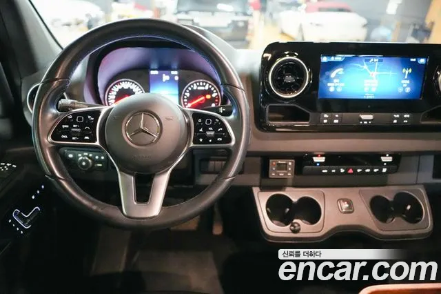 Mercedes-Benz Sprinter — Фото автомобиля 11