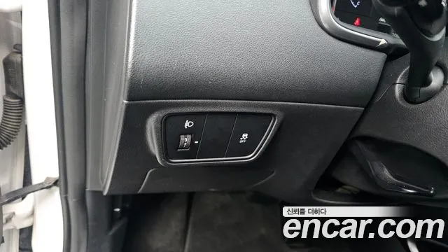 Hyundai Tucson Tucson (NX4) Дизель 2.0 2WD — Фото автомобиля 14