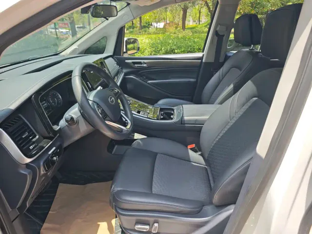GAC Trumpchi M8 — Фото автомобиля 8