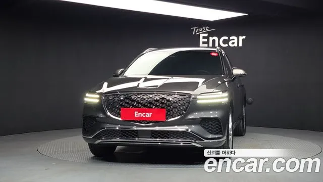 Genesis GV70 — Фото автомобиля 3
