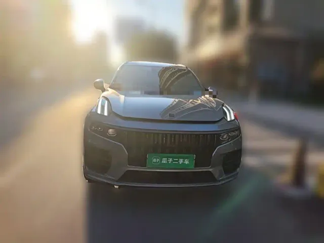 Lynk & Co 09 EM-P — Фото автомобиля 2