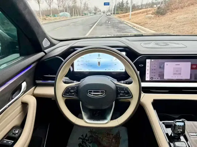 Geely Xingyue L — Фото автомобиля 7