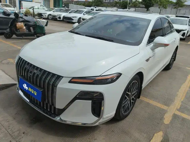 Фотография автомобиля — Roewe M7 DMH